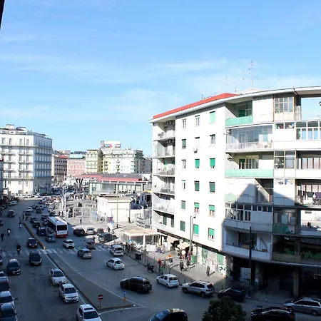 Couette-café 137 Naples