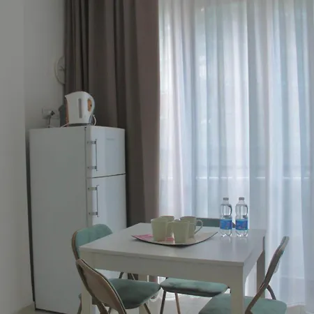 לינה וארוחת בוקר 137 4*